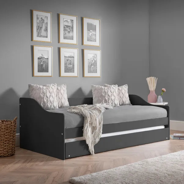 Zavior Furniture Edsall Daybed
