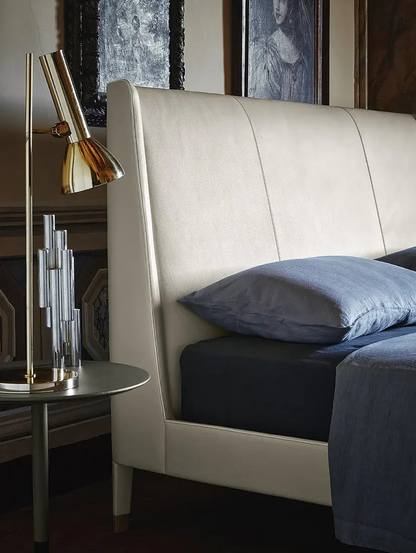 Suzie Wong De Luxe Bed