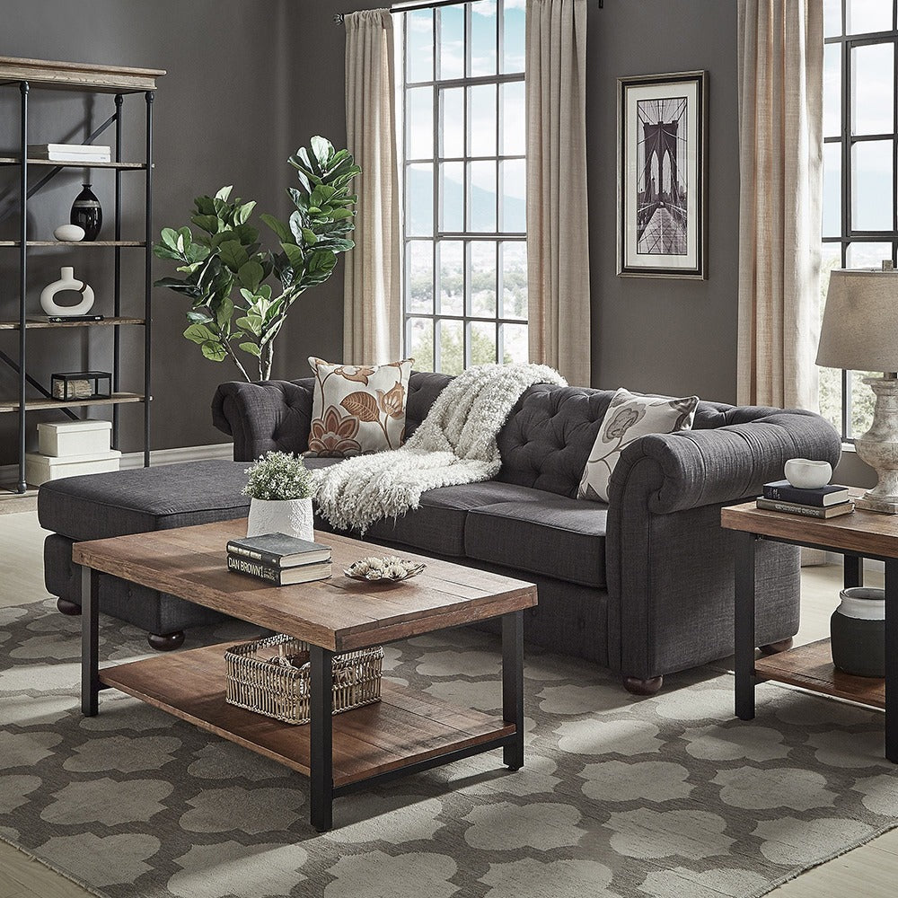 Tufted Chesterfield sofa Dubai