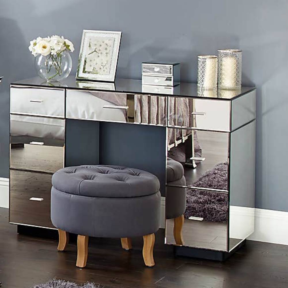Venetian Mirrored Dressing Table