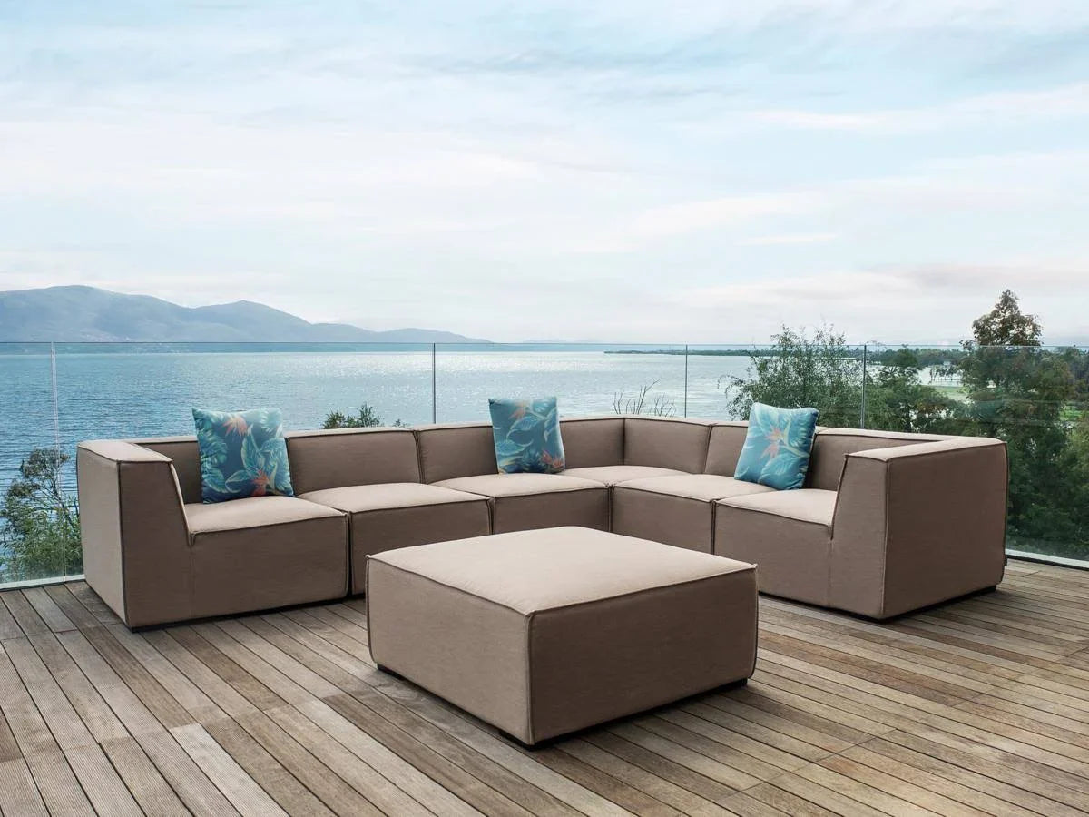 Haisleigh 7-Piece Upholstered Sectional Sofa