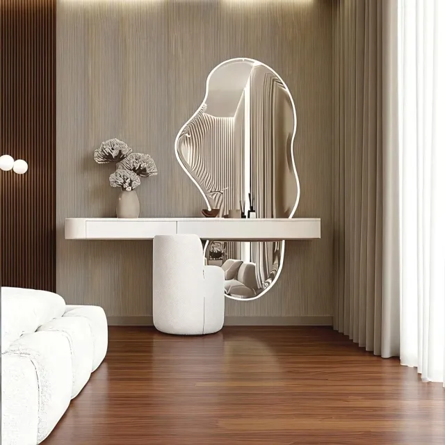 Camela Makeup Table