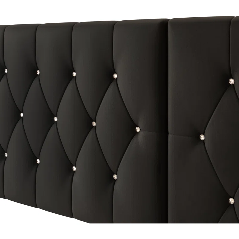 Zavior Velvet Bedroom Set with Tufted Platform Bed and Nightstands