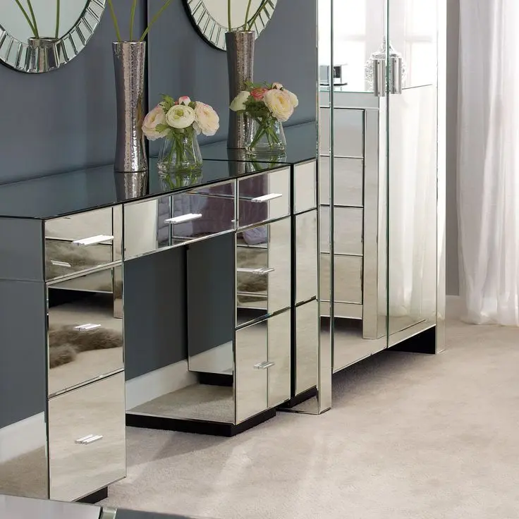 Venetian Mirrored Dressing Table – furniture