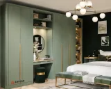 Luxury Built-in Wardrobe thumbnail 1